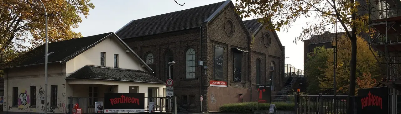 Backsteinhallen des Pantheon Theaters an der Siegburger Straße in Bonn-Beuel
